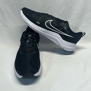 NEW Nike Downshifter 12 Black/White. Mens size 13